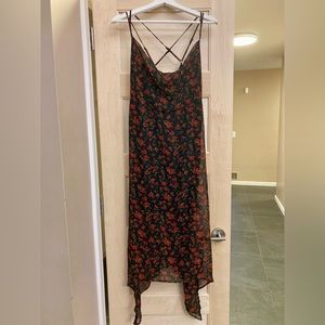 Wild Fable - Shark bite handkerchief dress - rose print, NWT - midi dress, SZ M